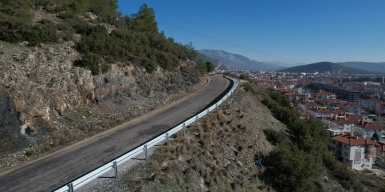 Büyükşehir Güvenli Yol Çalışmalarına Devam Ediyor