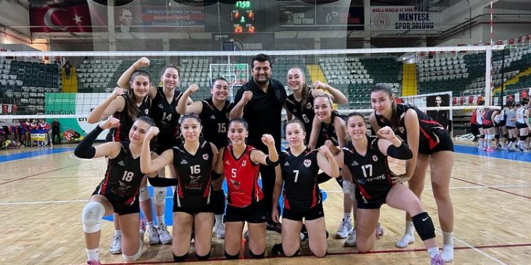 Zirve spor kulübü altyapısı ile de adından söz ettiriyor