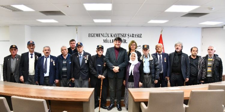 Gazilerden Karaca’ya teşekkür ziyareti